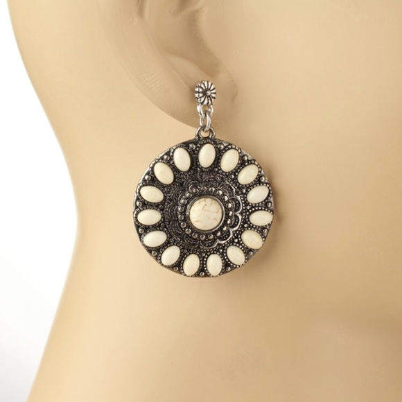Navajo Round Style Post Earrings - Picture 2 of 2
